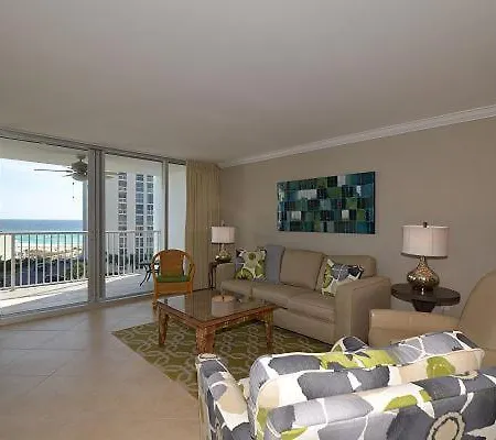 3064 - Shoreline Towers Free Beach Setup Included!